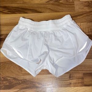 Lululemon hotty hot short